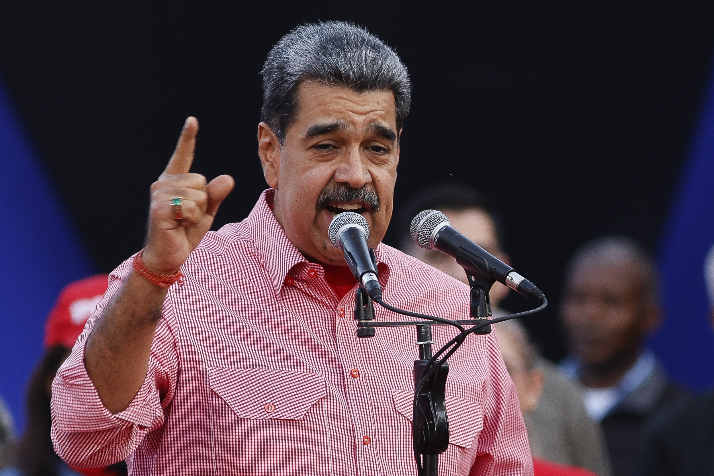 Maduro classifica apreensão de petroleiro pelos EUA como 'pirataria naval criminosa'