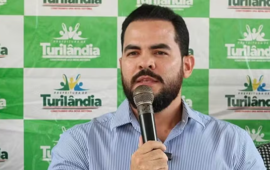 Prefeito, primeira-dama e vereadores são presos por desvio milionário